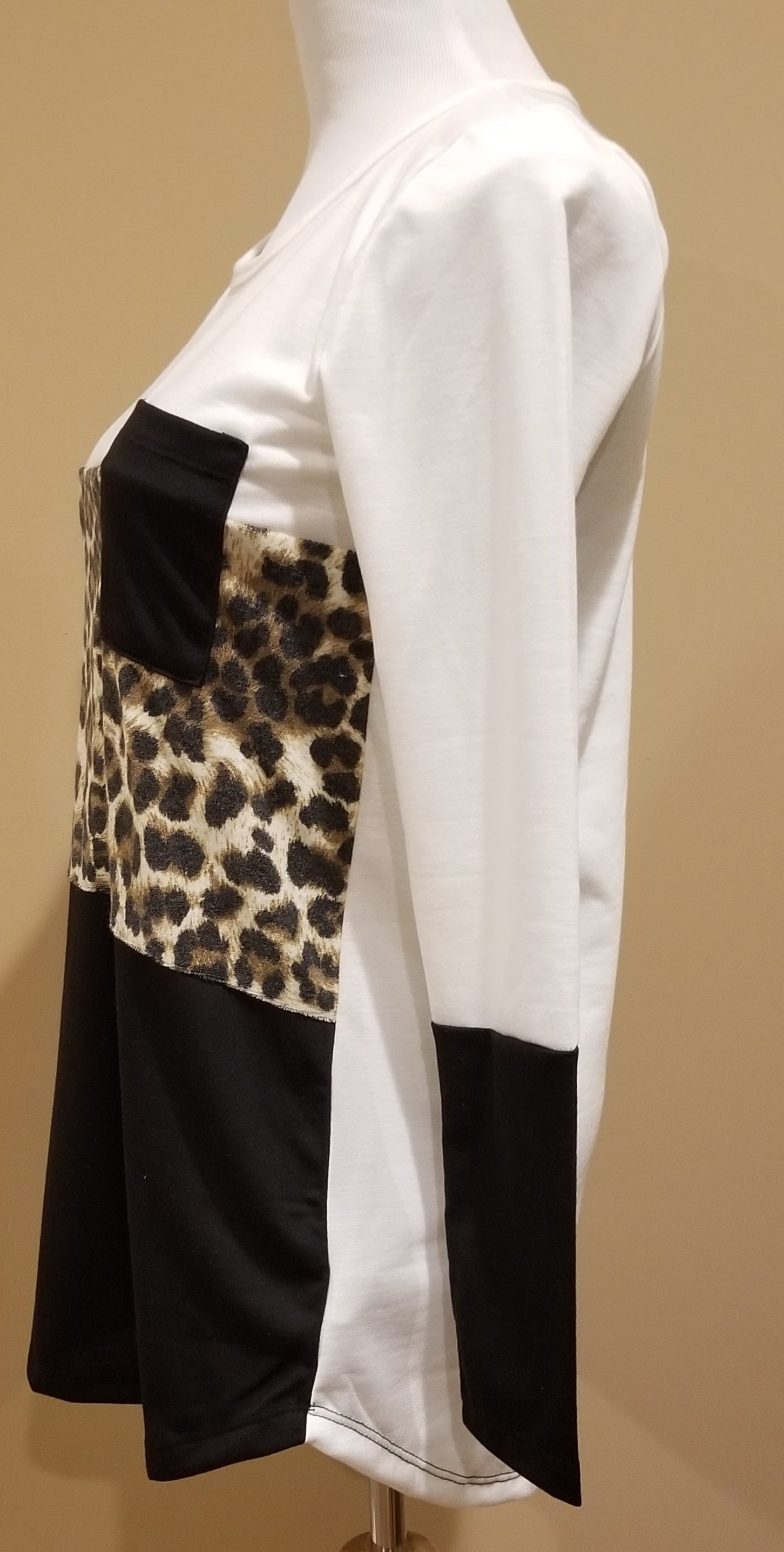 Color Block Tee with Leopard