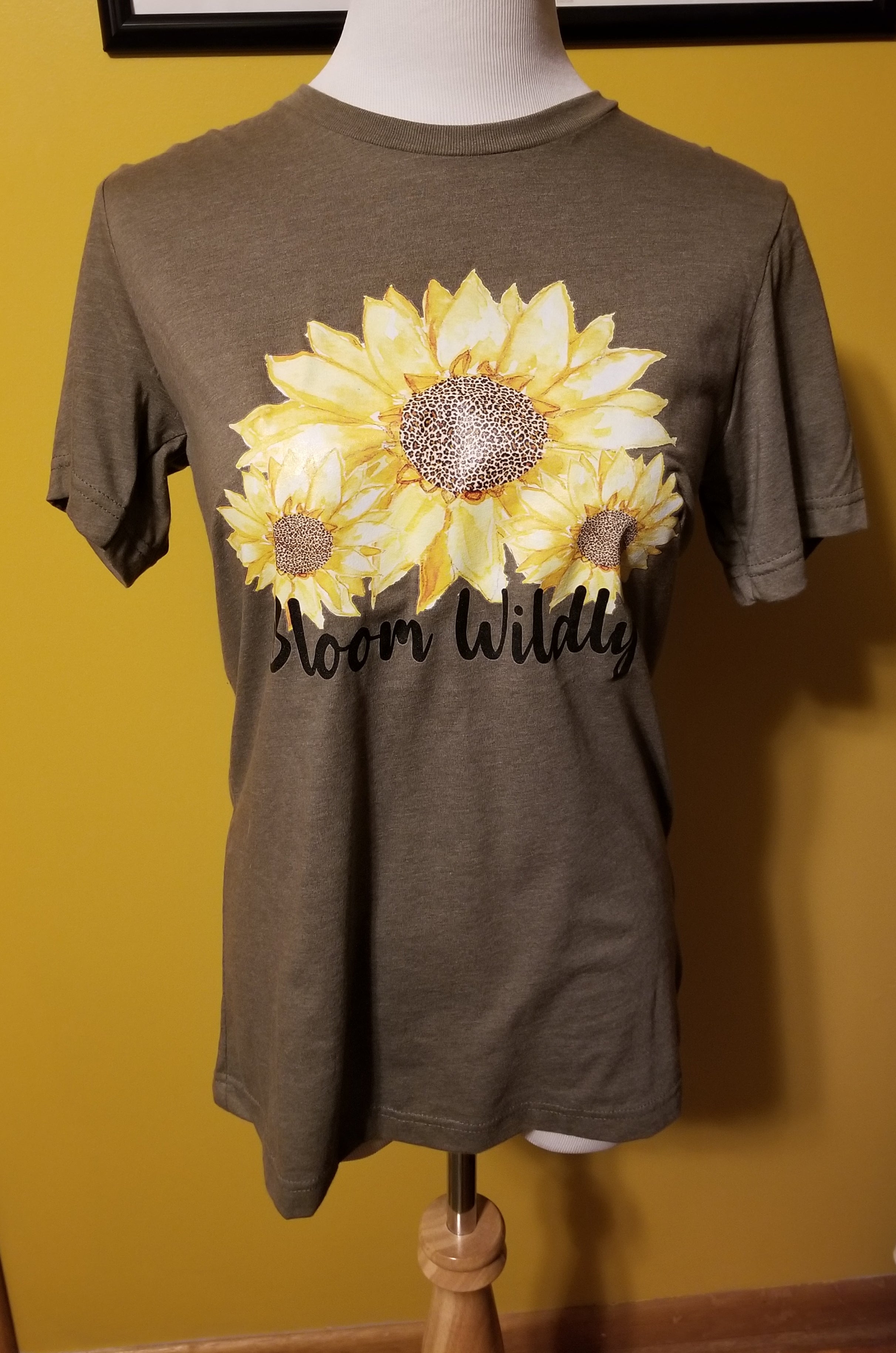 Sunflower Graphic Tee - "Bloom Wildly"